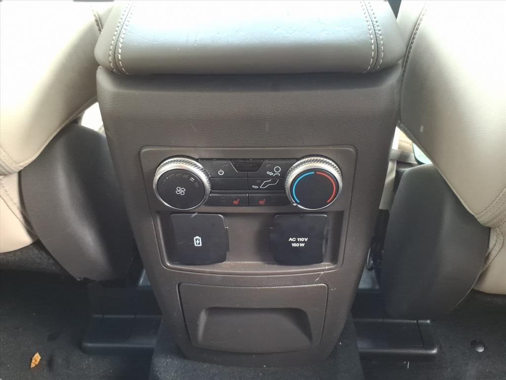 2022 Ford Explorer Platinum 2022 Ford Explorer Platinum