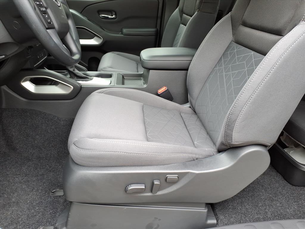 2025 Nissan Frontier SV 2025 Nissan Frontier SV