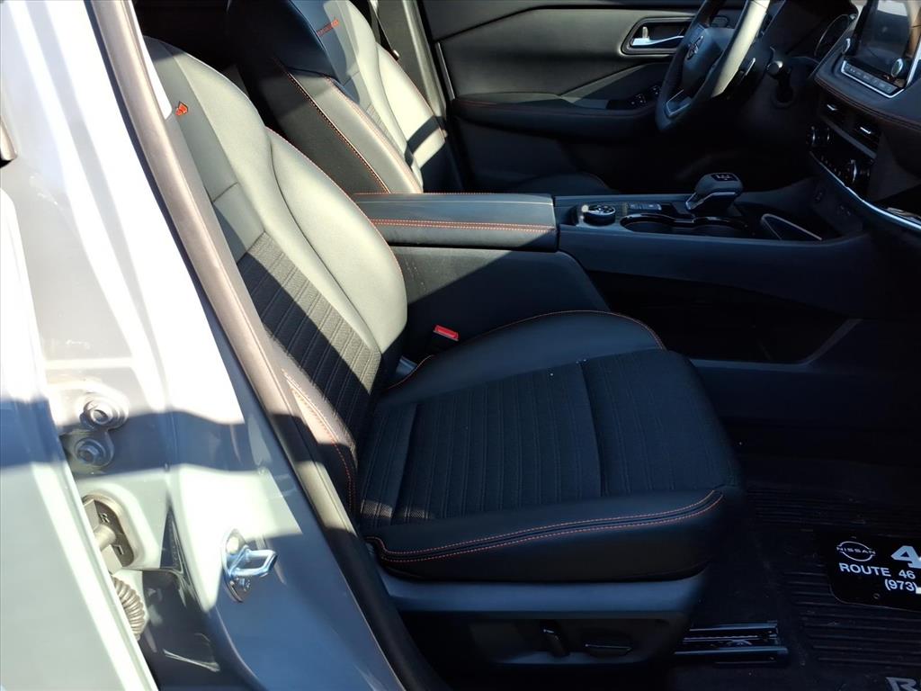 2025 Nissan Rogue Rock Creek 2025 Nissan Rogue Rock Creek