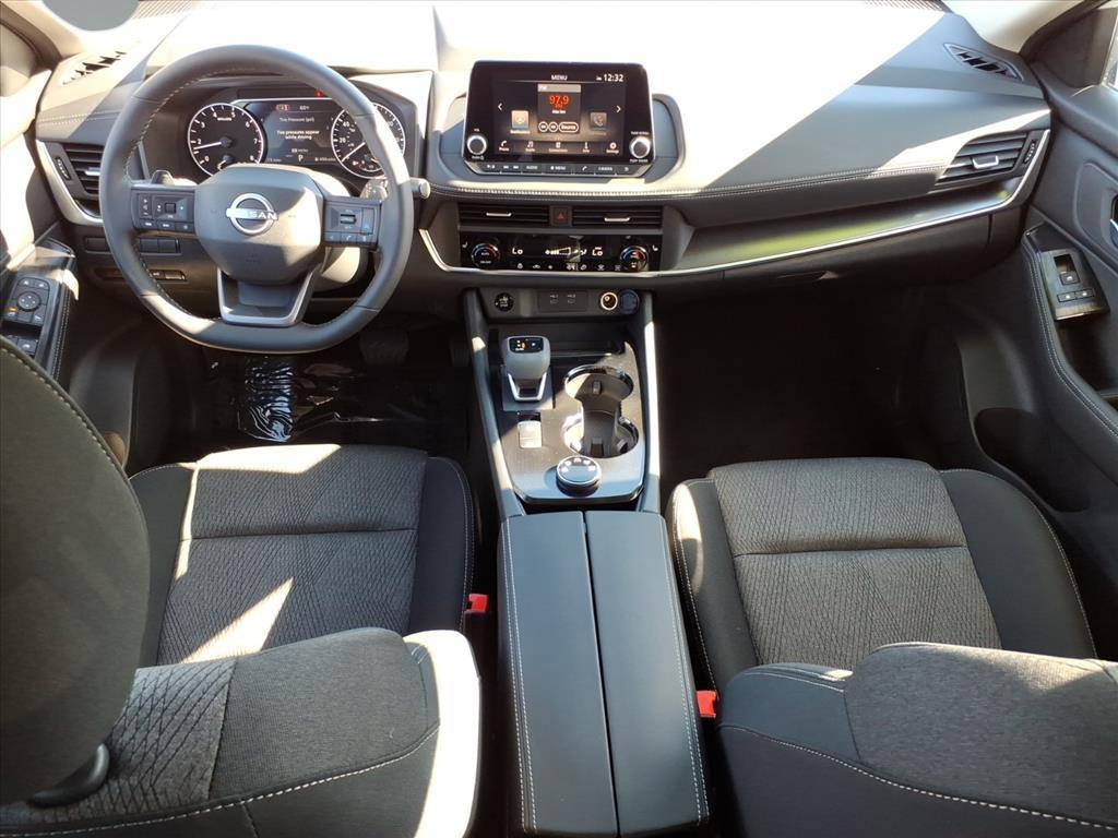 2026 Nissan Rogue SV 2026 Nissan Rogue SV