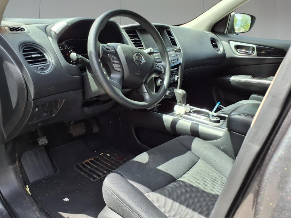 2019 Nissan Pathfinder S