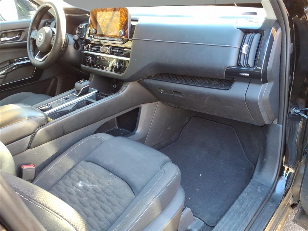 2022 Nissan Pathfinder SV 2022 Nissan Pathfinder SV