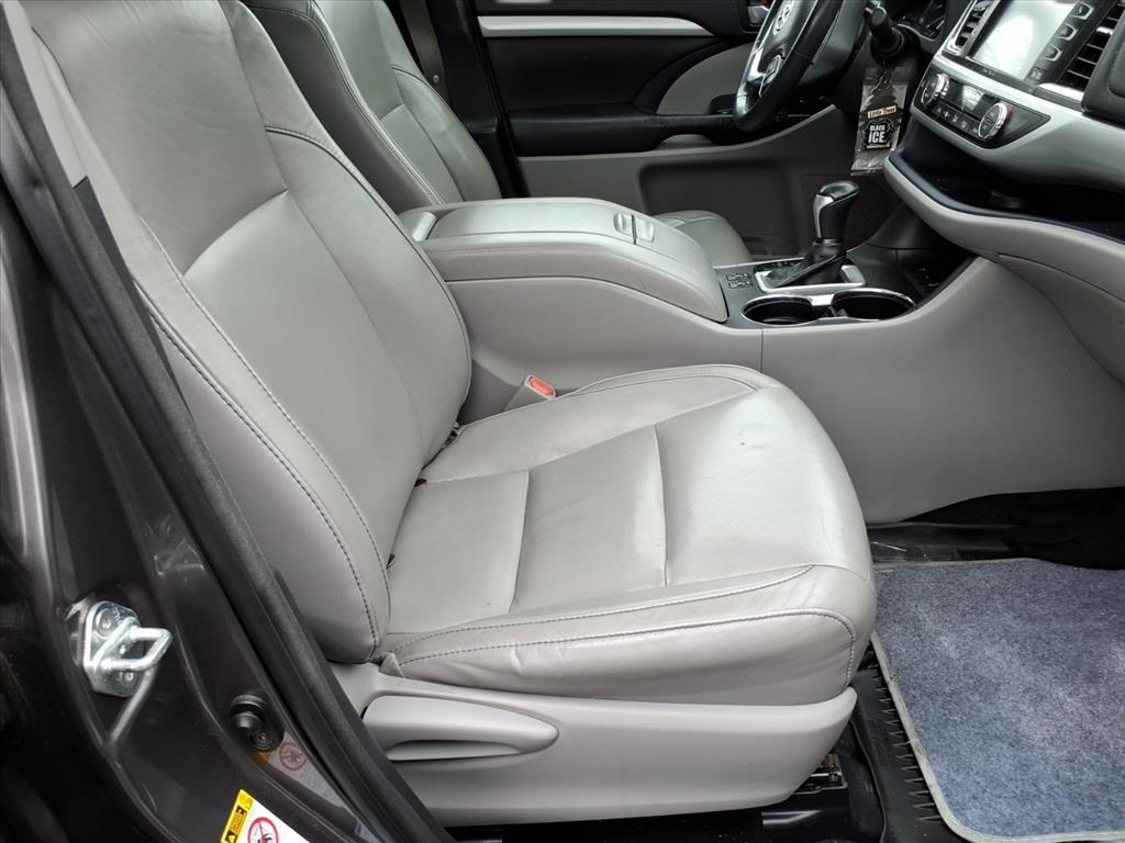 2015 Toyota Highlander XLE 2015 Toyota Highlander XLE