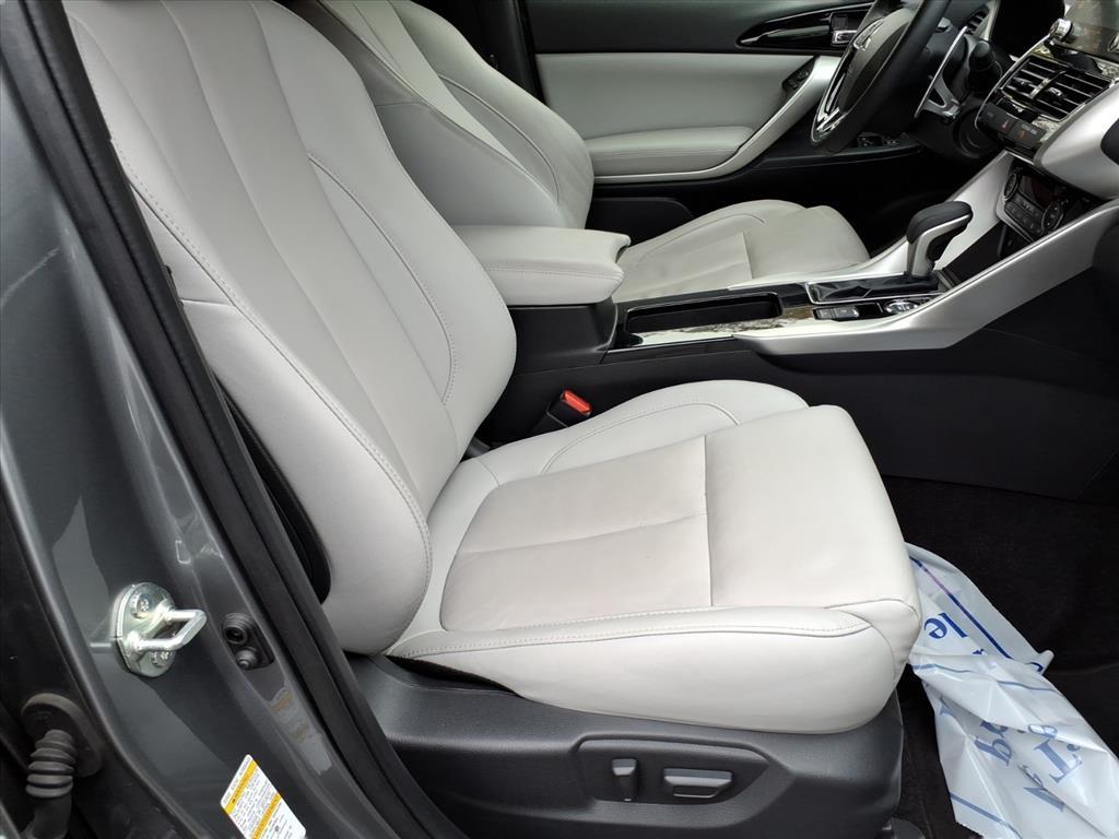 2024 Mitsubishi Eclipse Cross SEL 2024 Mitsubishi Eclipse Cross SEL