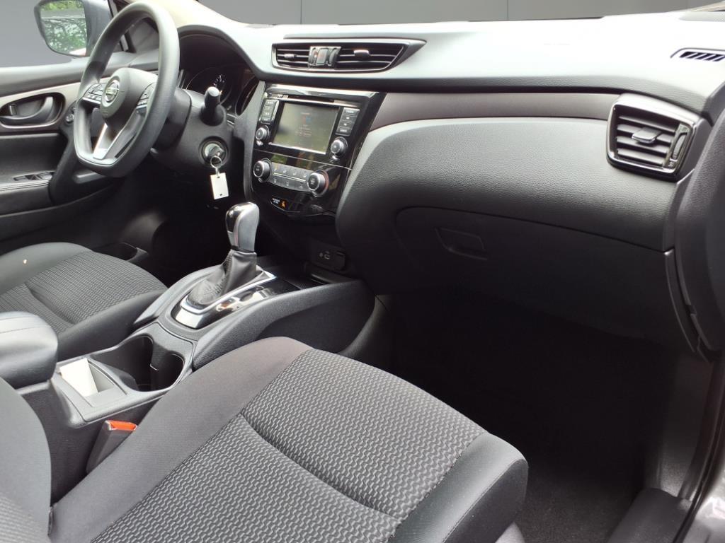 2022 Nissan Rogue Sport S