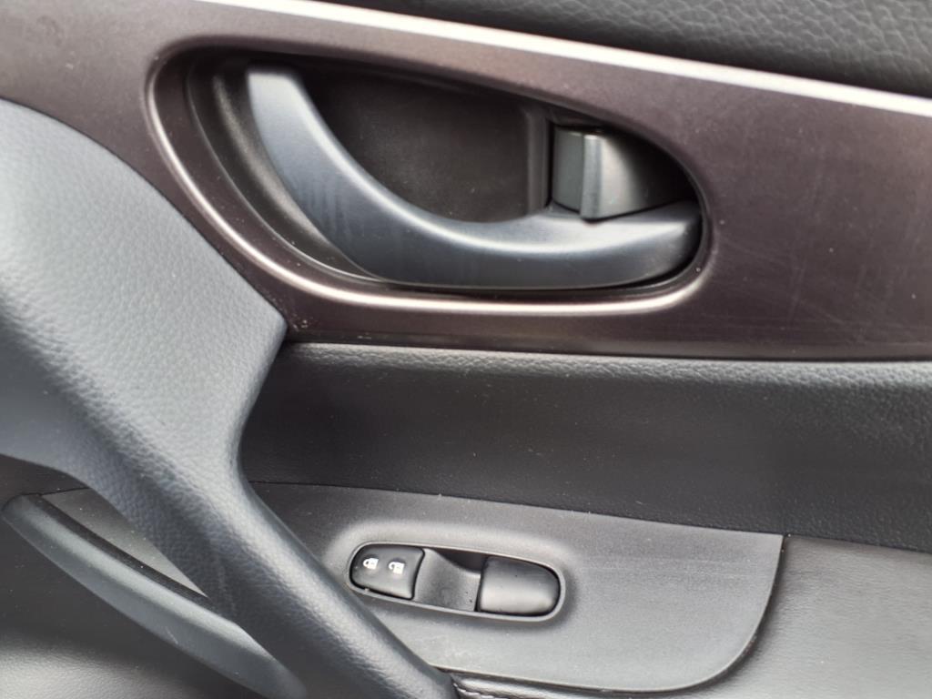 2022 Nissan Rogue Sport S