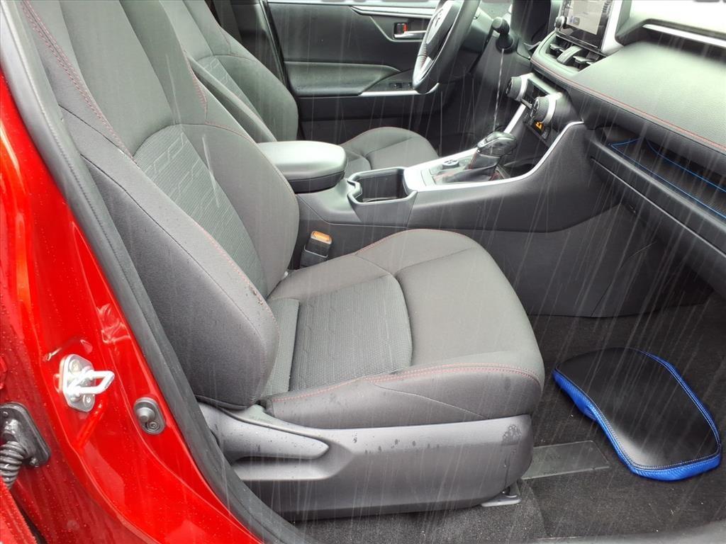 2024 Toyota RAV4 Prime SE