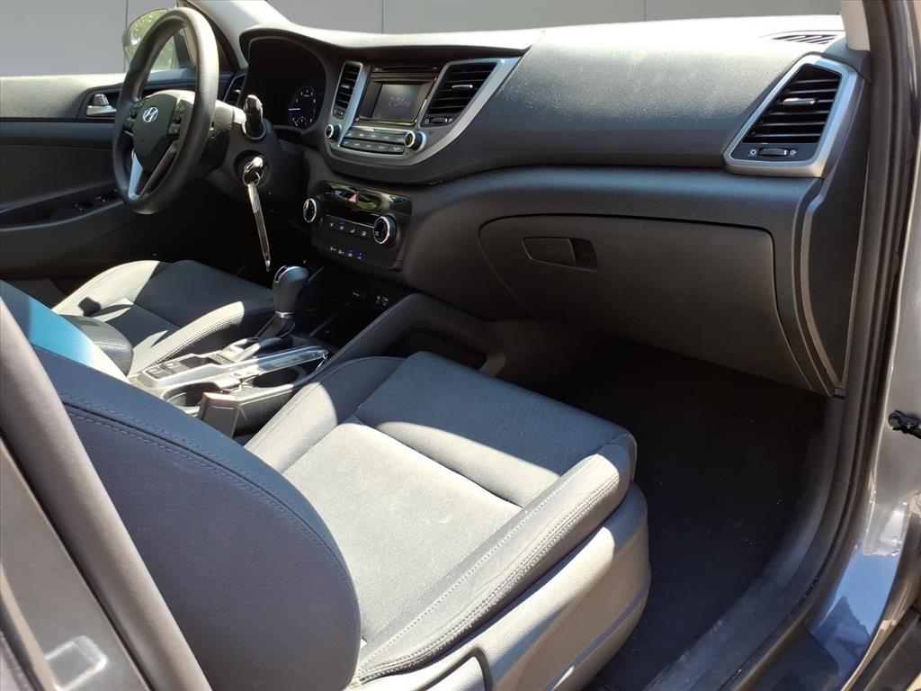 2018 Hyundai TUCSON SE