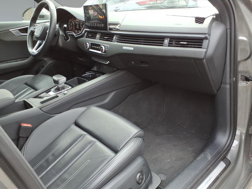 2024 Audi A4 quattro S line Prem Plus 45 TFSI