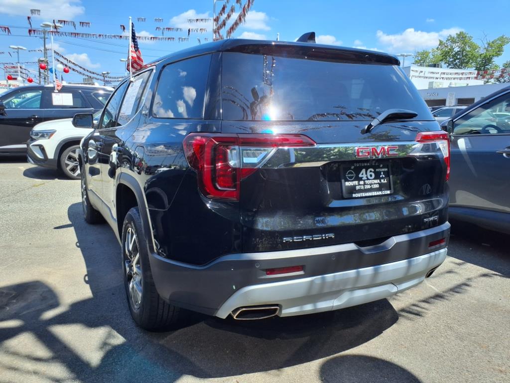 2022 GMC Acadia SLE