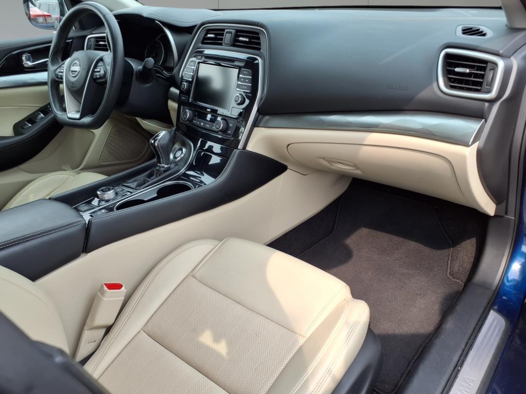 2023 Nissan Maxima 3.5 SV