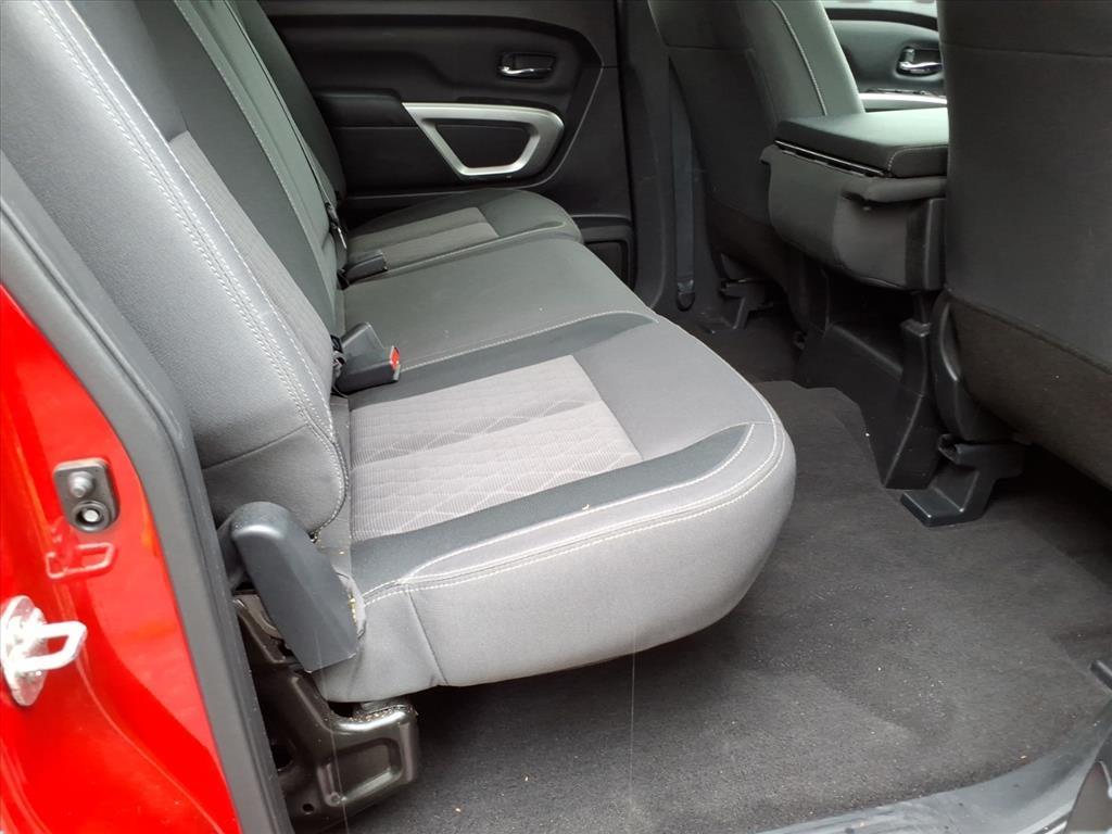 2022 Nissan Titan SV 2022 Nissan Titan SV