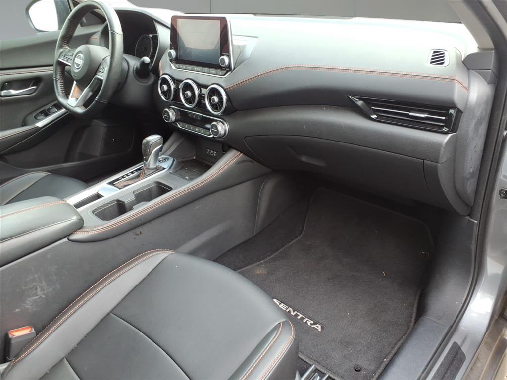 2021 Nissan Sentra SR 2021 Nissan Sentra SR