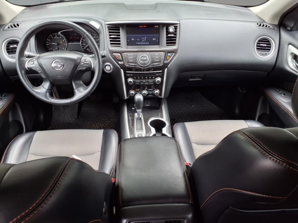 2019 Nissan Pathfinder SV