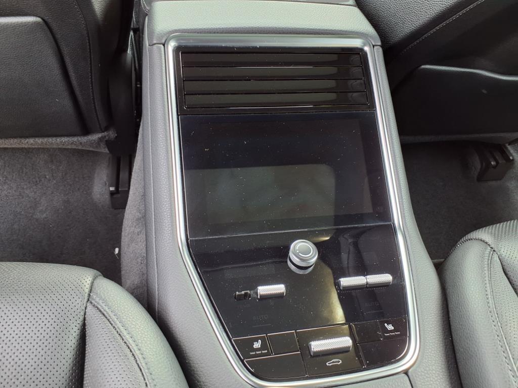 2021 Porsche Panamera 4 2021 Porsche Panamera 4