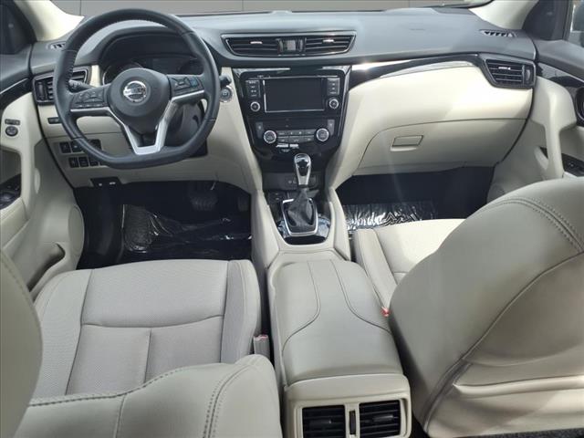 2022 Nissan Rogue Sport SL