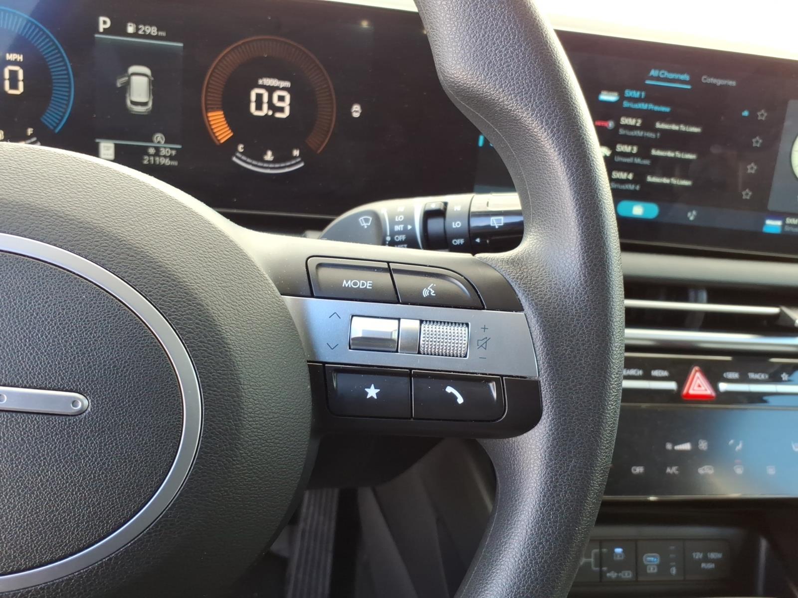 2025 Hyundai TUCSON SEL