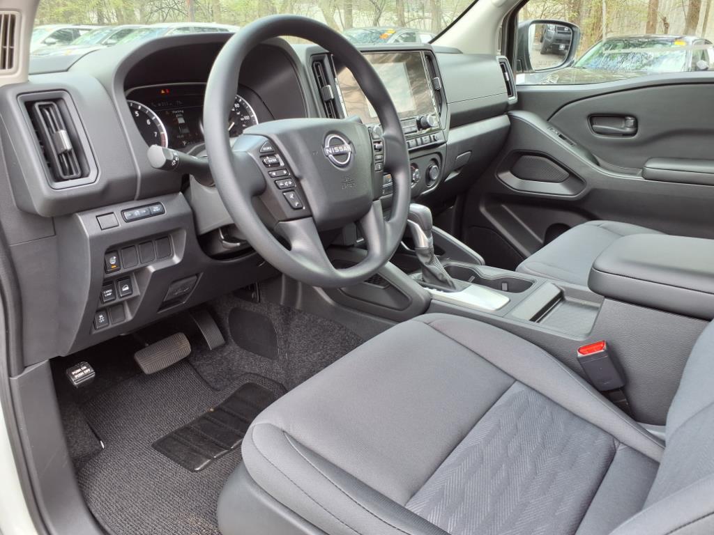 2025 Nissan Frontier S
