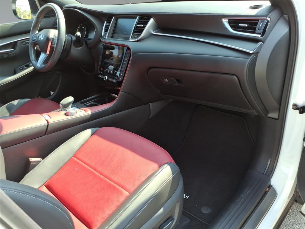 2023 INFINITI QX55 Sensory