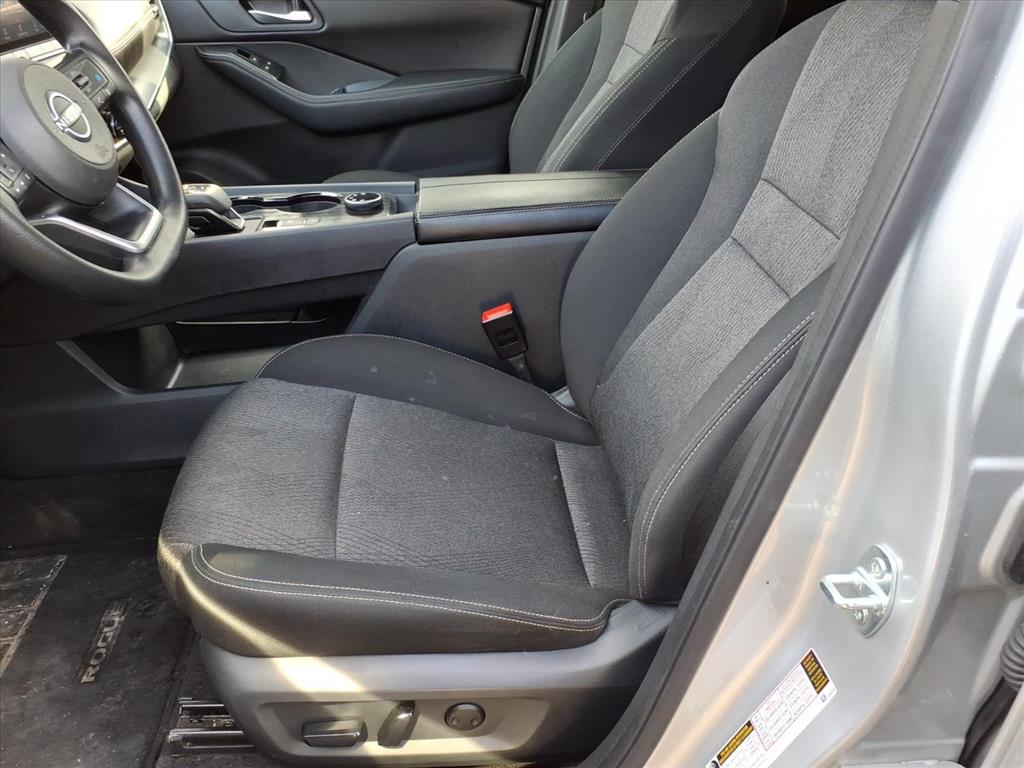 2024 Nissan Rogue SV 2024 Nissan Rogue SV