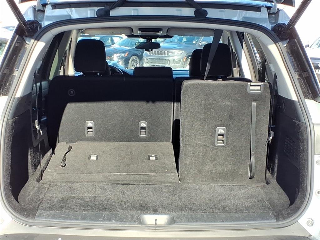 2025 Nissan Pathfinder SV 2025 Nissan Pathfinder SV