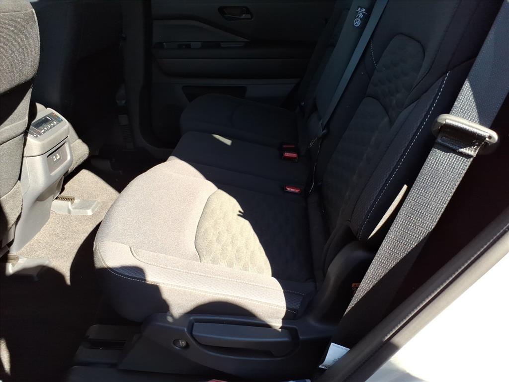 2024 Nissan Pathfinder SV 2024 Nissan Pathfinder SV