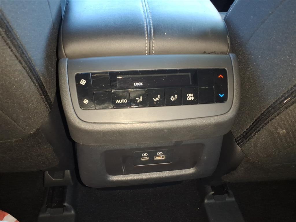 2024 Nissan Pathfinder SV 2024 Nissan Pathfinder SV