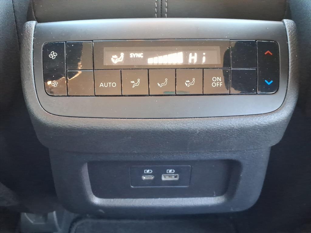 2025 Nissan Pathfinder SV 2025 Nissan Pathfinder SV