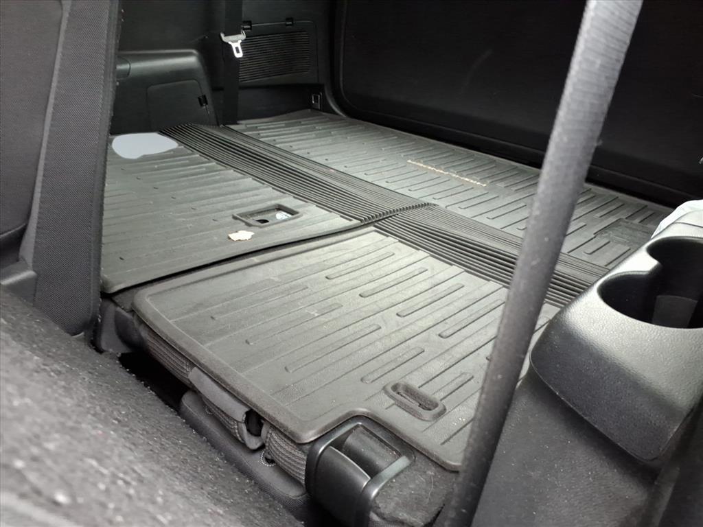 2020 Toyota Highlander LE