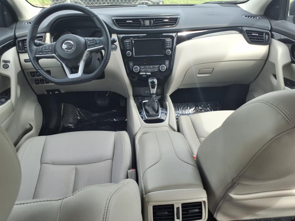 2022 Nissan Rogue Sport SL