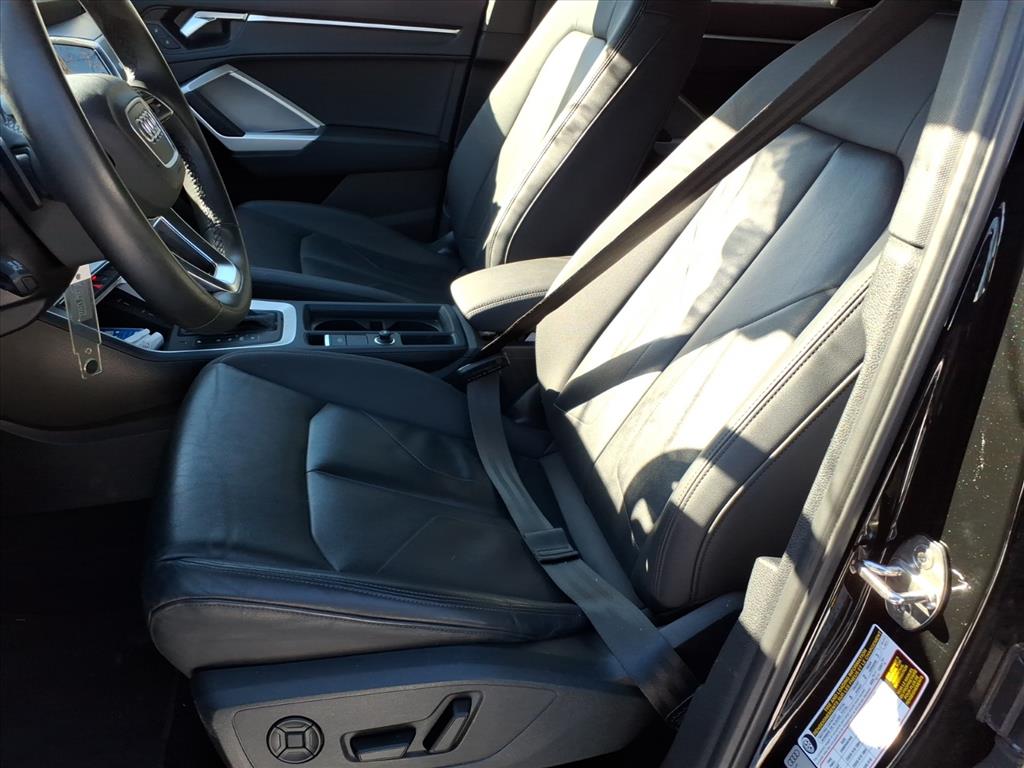 2025 Audi Q3 quattro S line Premium 45 TFSI