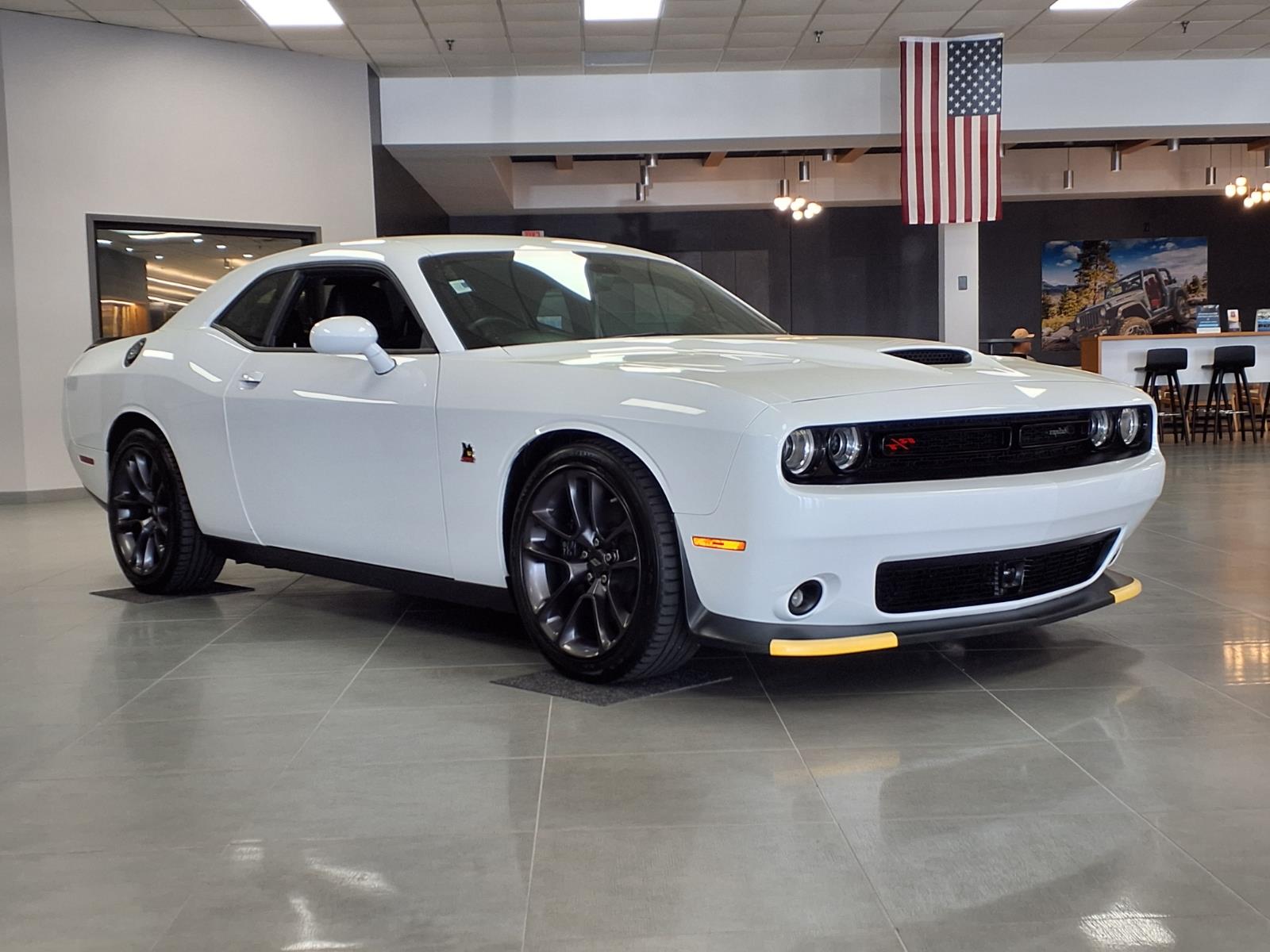 2023 Dodge Challenger R/T Scat Pack RWD