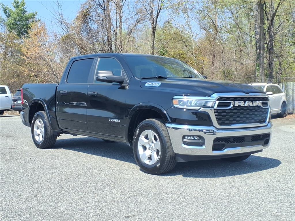 2025 RAM 1500 Big Horn Crew Cab 4WD