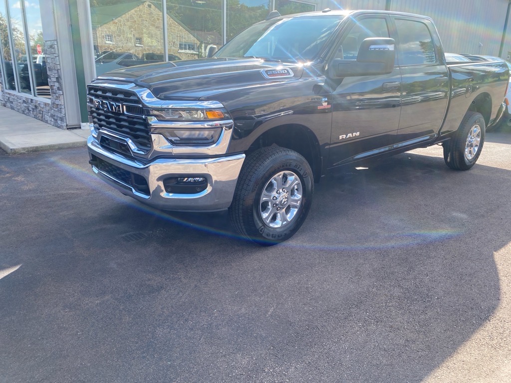 2025 Ram 2500 Big Horn photo 4