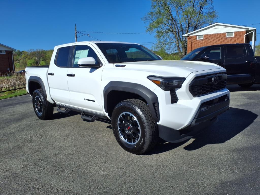 2025 Toyota Tacoma TRD Off-Road HV