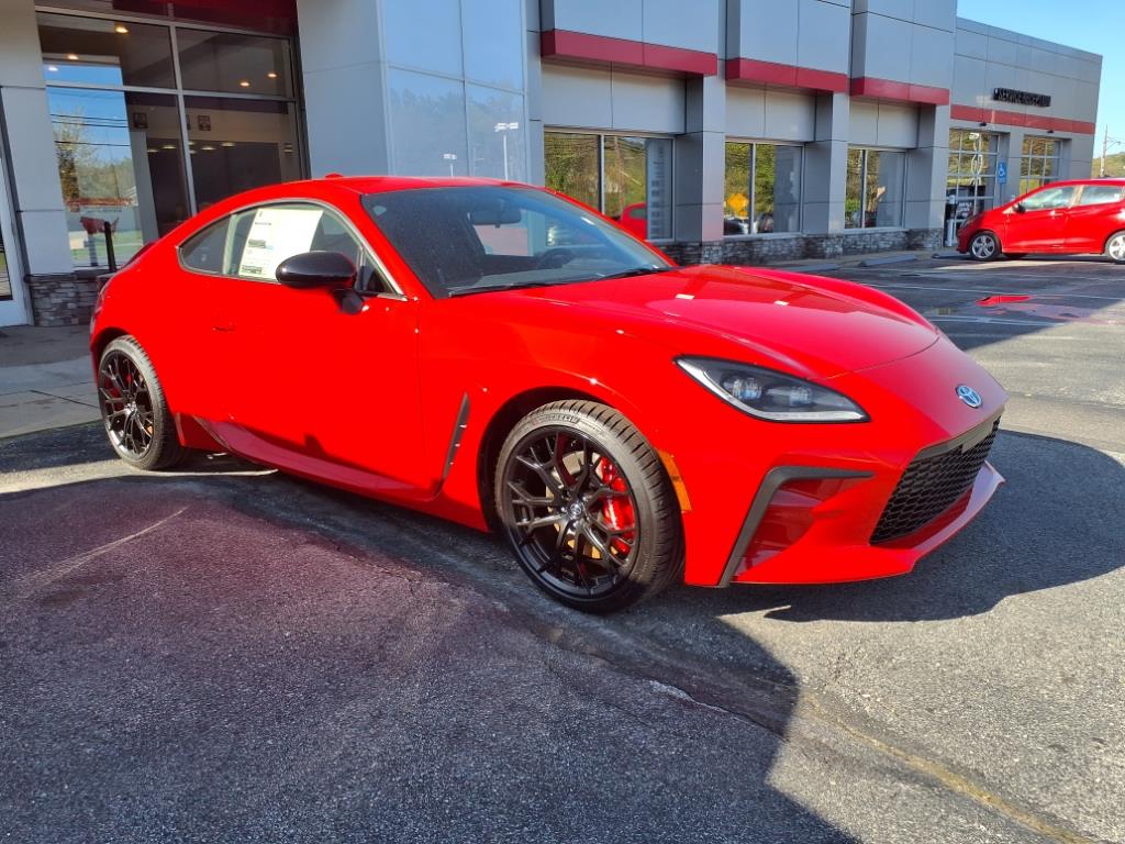 2025 Toyota GR86 Premium