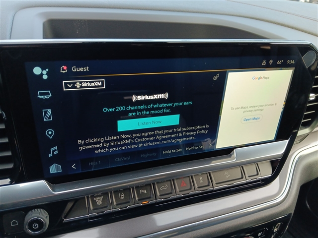 https://cdn.getauto.com/photos/7/244547/13c/1GC4YREY7RF233493-13c.jpg
