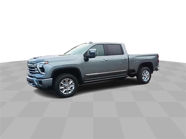 https://cdn.getauto.com/photos/7/244547/4c/1GC4YREY7RF233493-4c.jpg