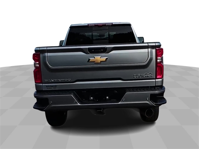 https://cdn.getauto.com/photos/7/244547/7c/1GC4YREY7RF233493-7c.jpg