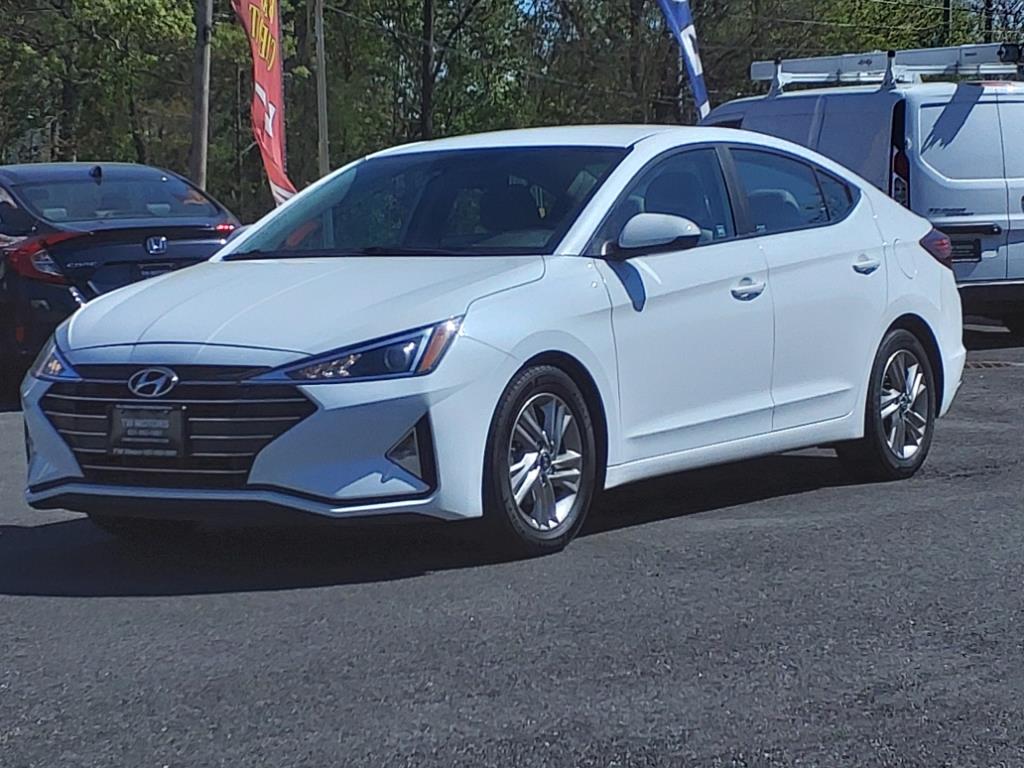 2019 Hyundai Elantra SE photo 2