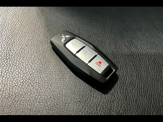 2023 Mitsubishi Outlander ES