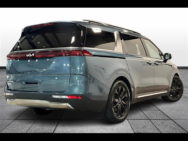 2024 Kia Carnival SX