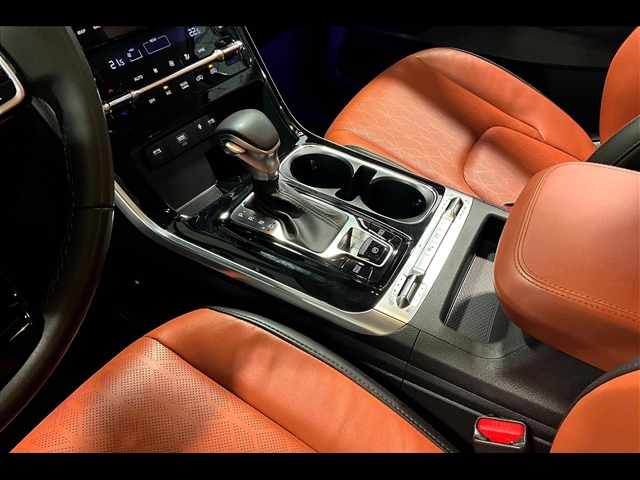 2024 Kia Carnival SX