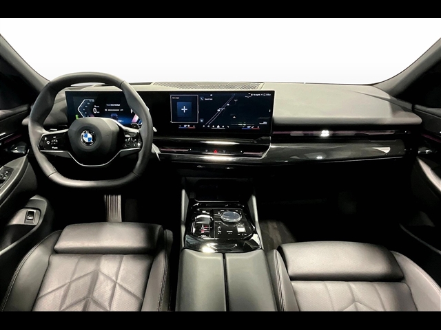 2025 BMW 5 Series 530i xDrive