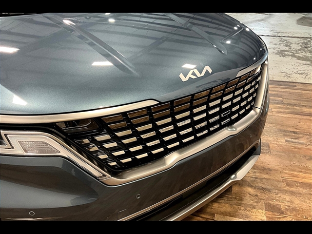 2024 Kia Carnival SX