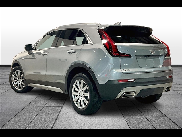 2023 Cadillac XT4 Premium Luxury