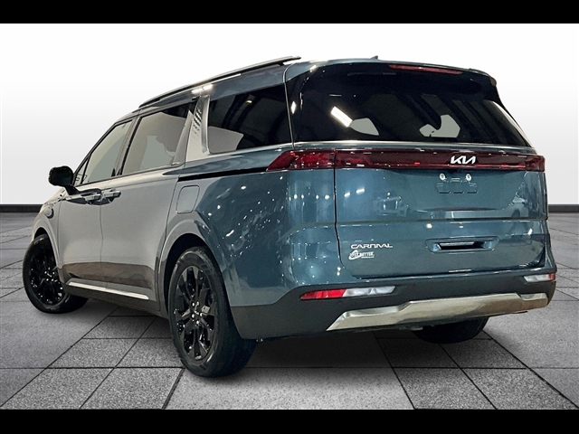 2024 Kia Carnival SX