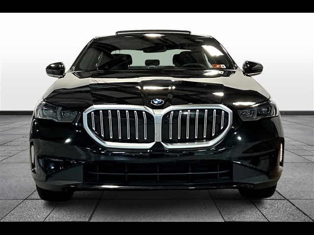 2025 BMW 5 Series 530i xDrive