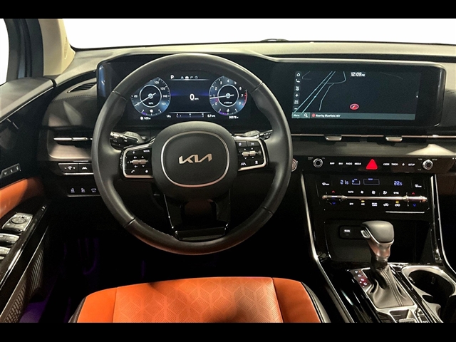 2024 Kia Carnival SX