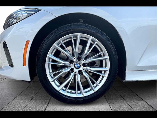 2024 BMW 3 Series 330i xDrive